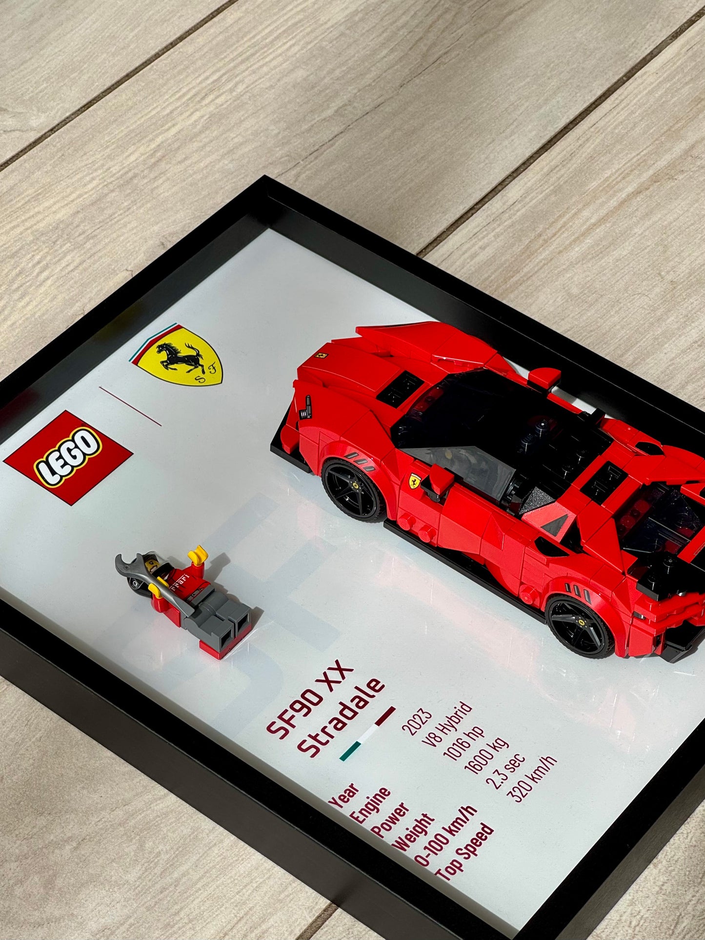 Cadre LEGO Ferrari SF90 XX Stradale