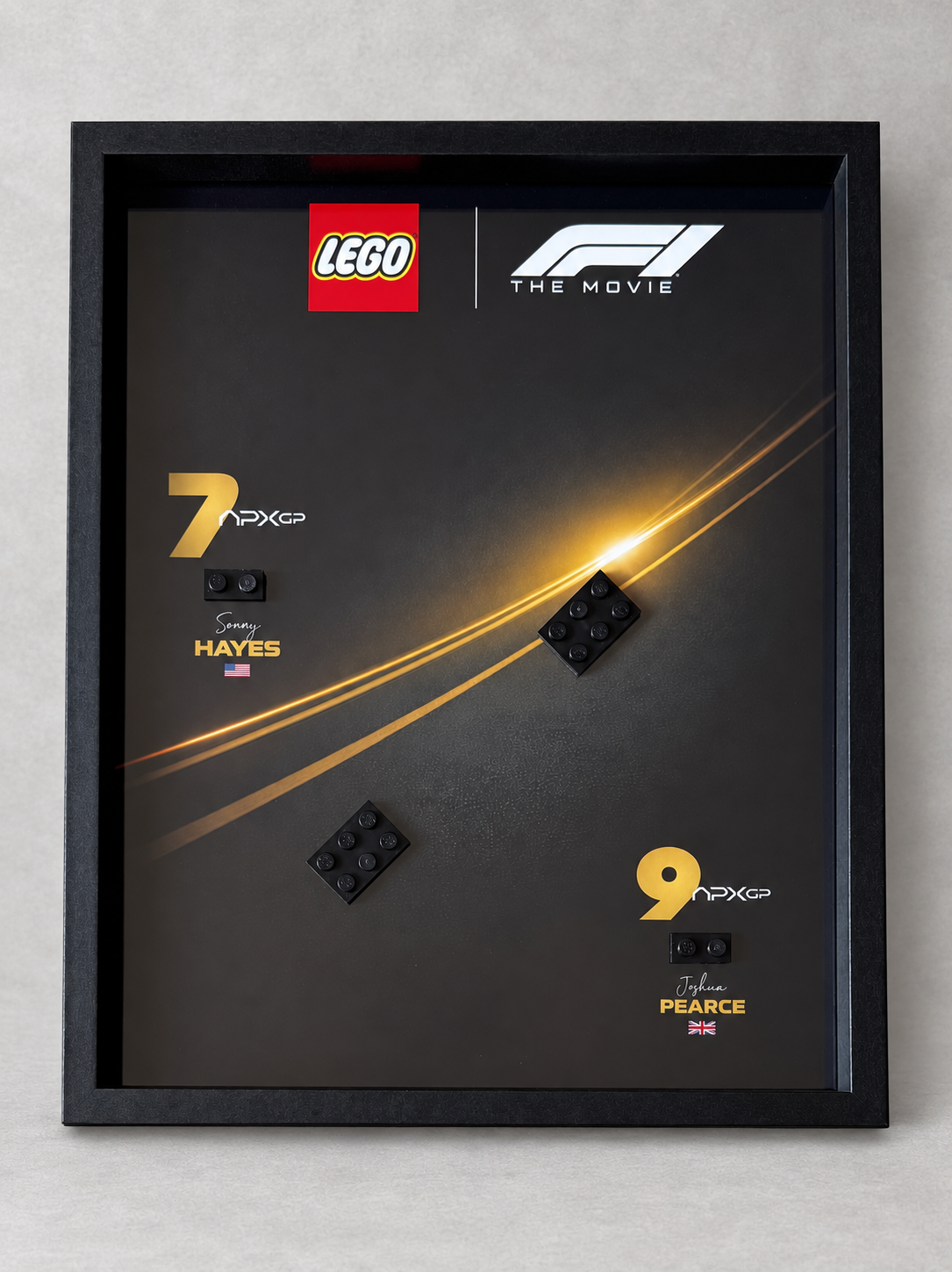 Cadre LEGO F1 APXGP The Movie vide avec fixations, vue de face — voitures LEGO non incluses