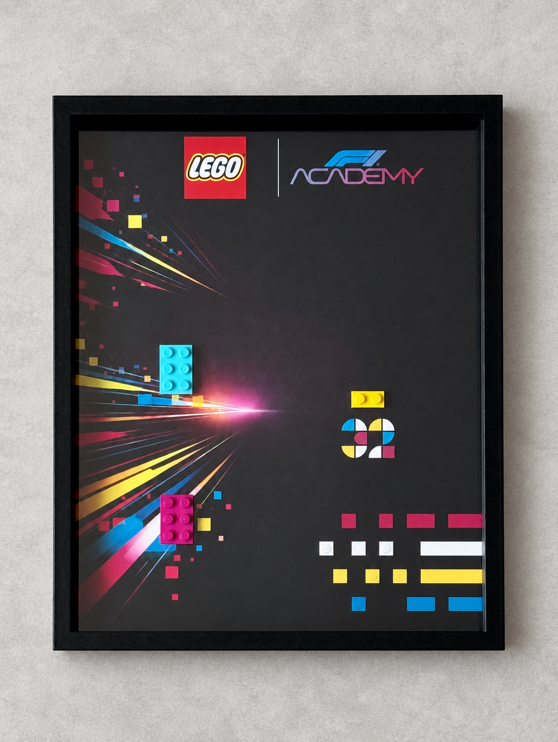 Cadre LEGO F1 Academy vide avec fixations, vue de face — voitures LEGO non incluses